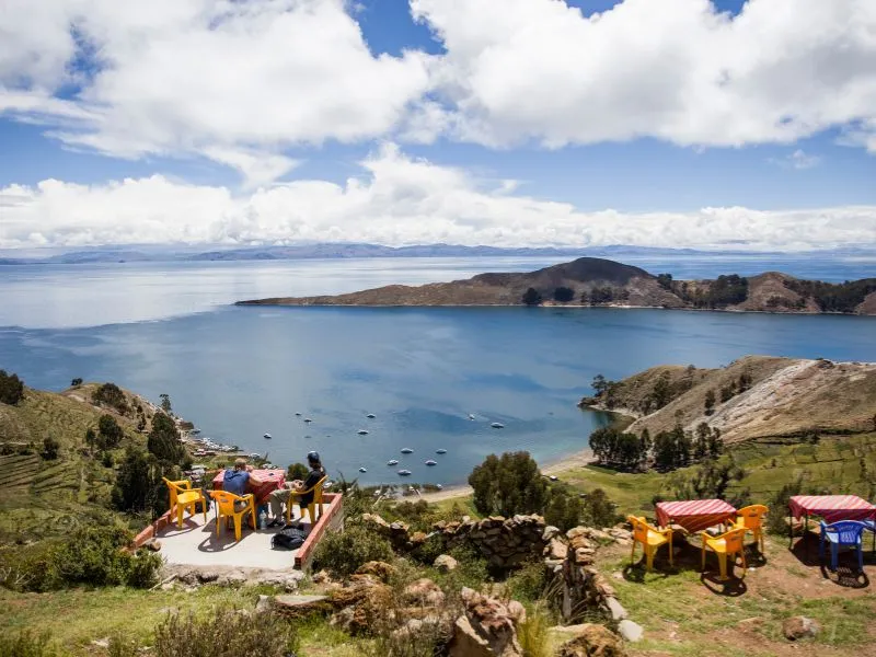 Hồ Titicaca, khám phá viên ngọc quý của Peru