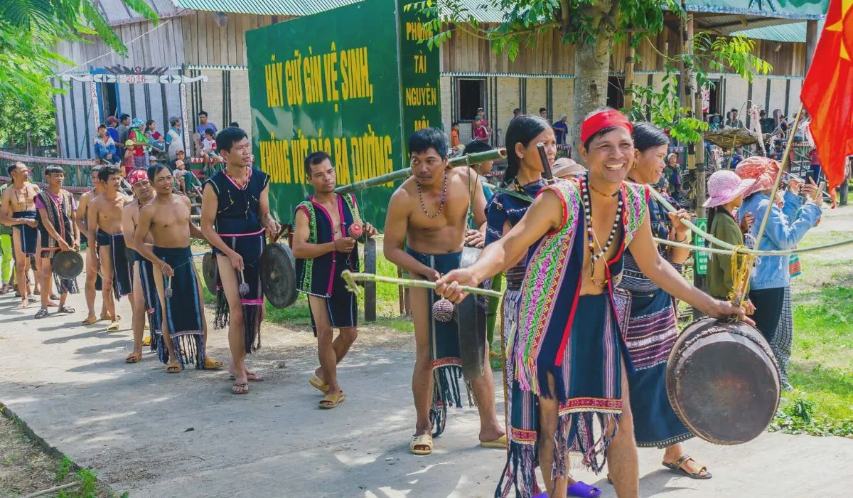 Hòa mình vào Lễ hội đâm trâu cực nhộn nhịp tại Gia Lai