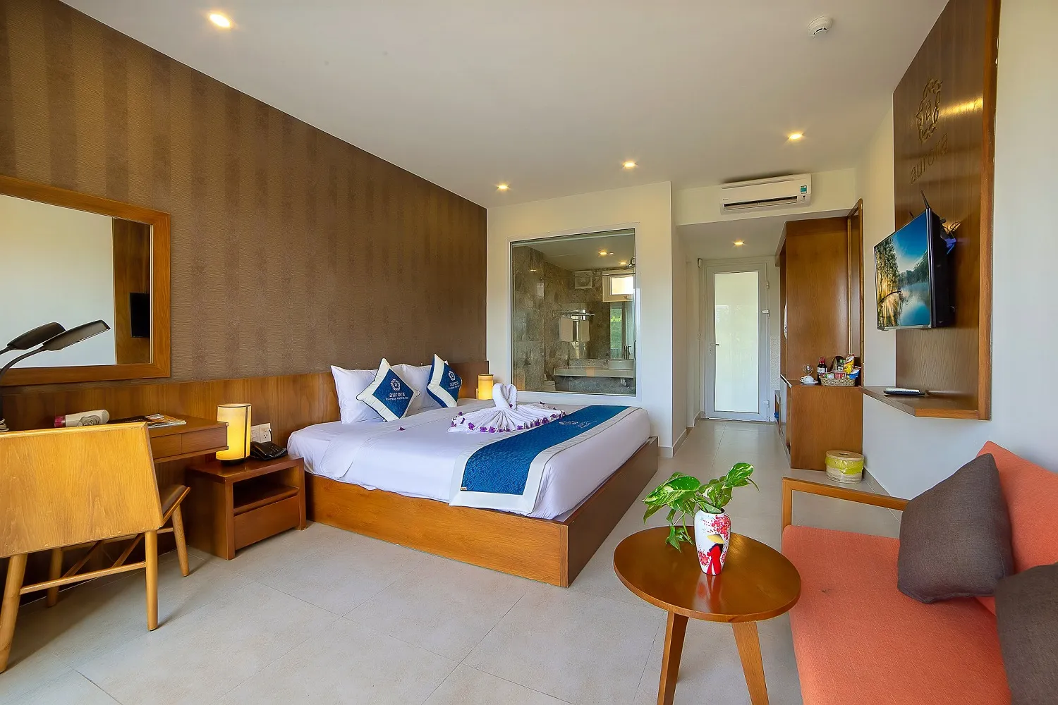 Hoi An Aurora Riverside Hotel & Spa – Khách sạn 3 sao có nhiều góc sống ảo mộng mơ