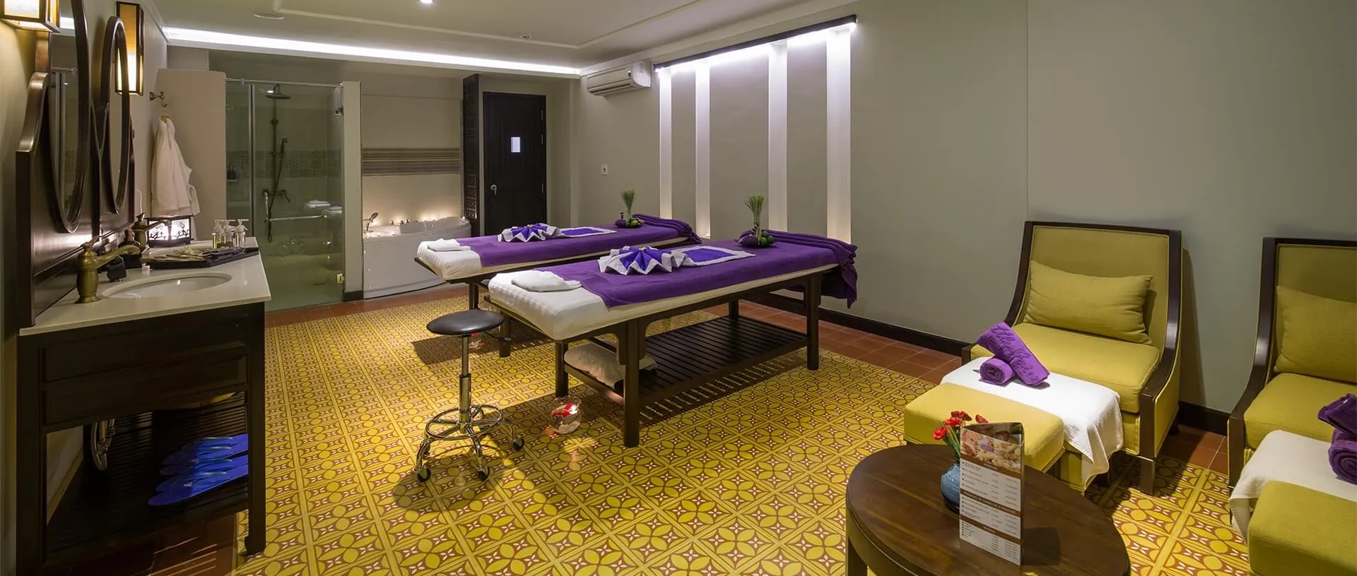 Hoi An Central Boutique Hotel and Spa -Nét đẹp vàng son của khách sạn 4 sao tại Phố Cổ