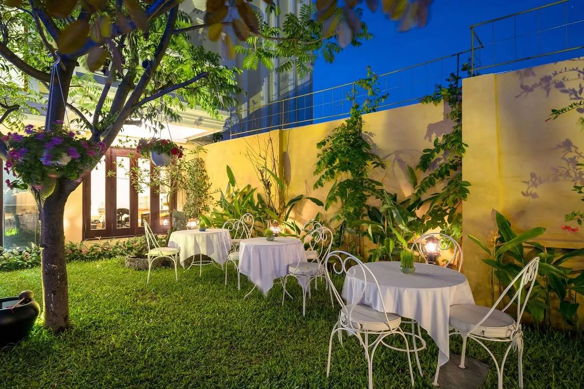 Hoi An Central Hotel – Khách sạn 3 sao mang đậm nét cổ điển