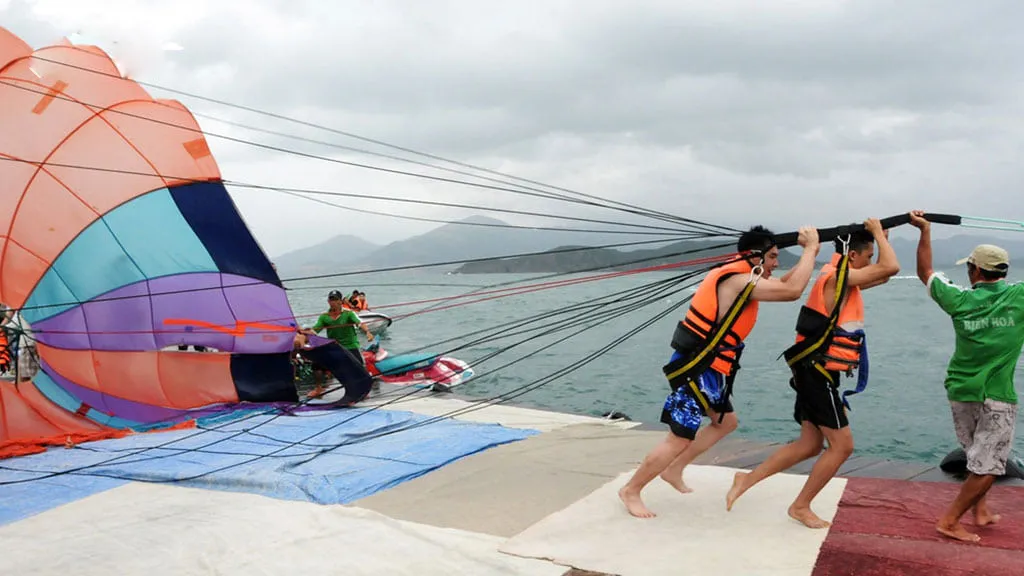 Hòn Một – Làng chài nhỏ bình yên, thơ mộng nép mình bên thành phố Nha Trang sôi động