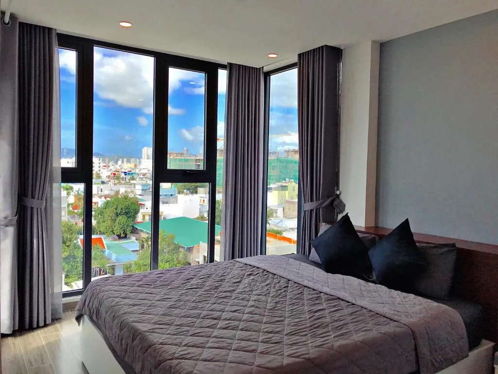 Hưng Thành Luxury Hotel Apartments với phong cách thiết kế tối giản