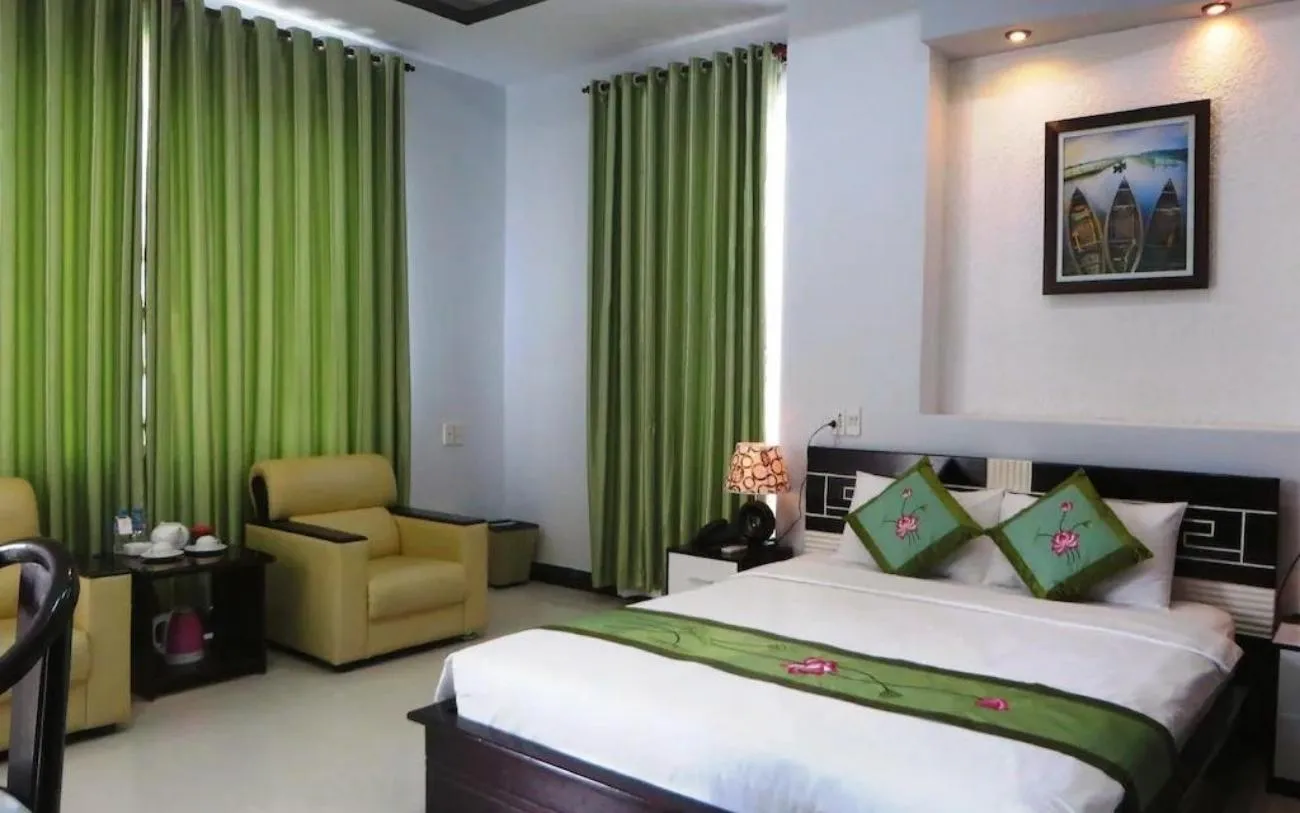 Hùng Vương Hotel Phú Yên rực rỡ giữa trời xanh