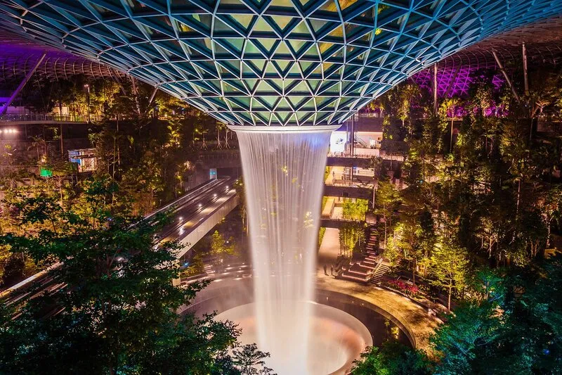 Jewel Changi kiệt tác kiến trúc hài hòa với thiên nhiên tại Singapore