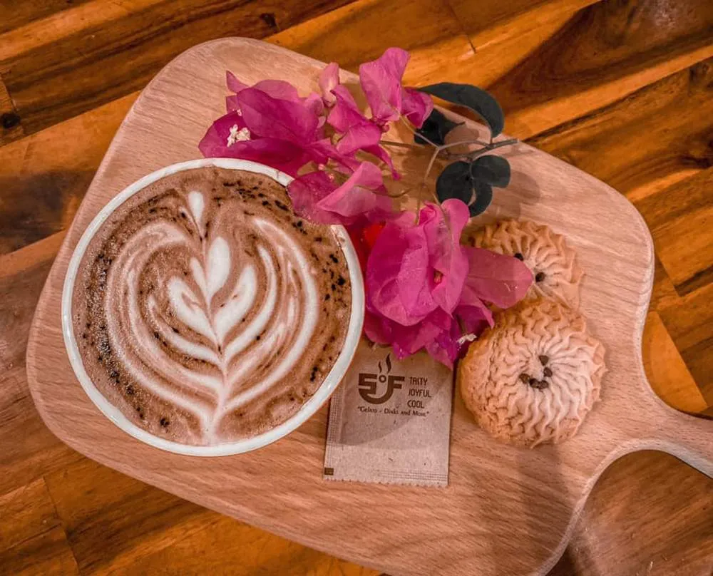 Khám phá 5 Độ F Coffee thưởng thức menu vô cùng hấp dẫn