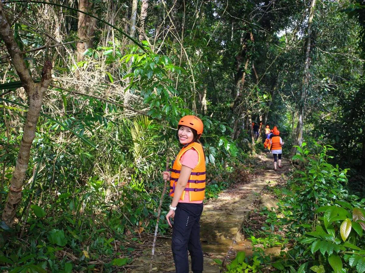 Khám phá Camping thác K50 cùng cô nàng Dao Linh trong 2 ngày