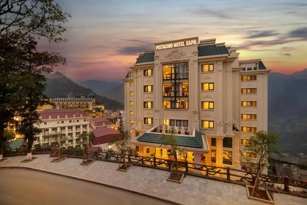 Khám phá cung điện Pistachio Hotel Sapa giữa lòng thị trấn mờ sương