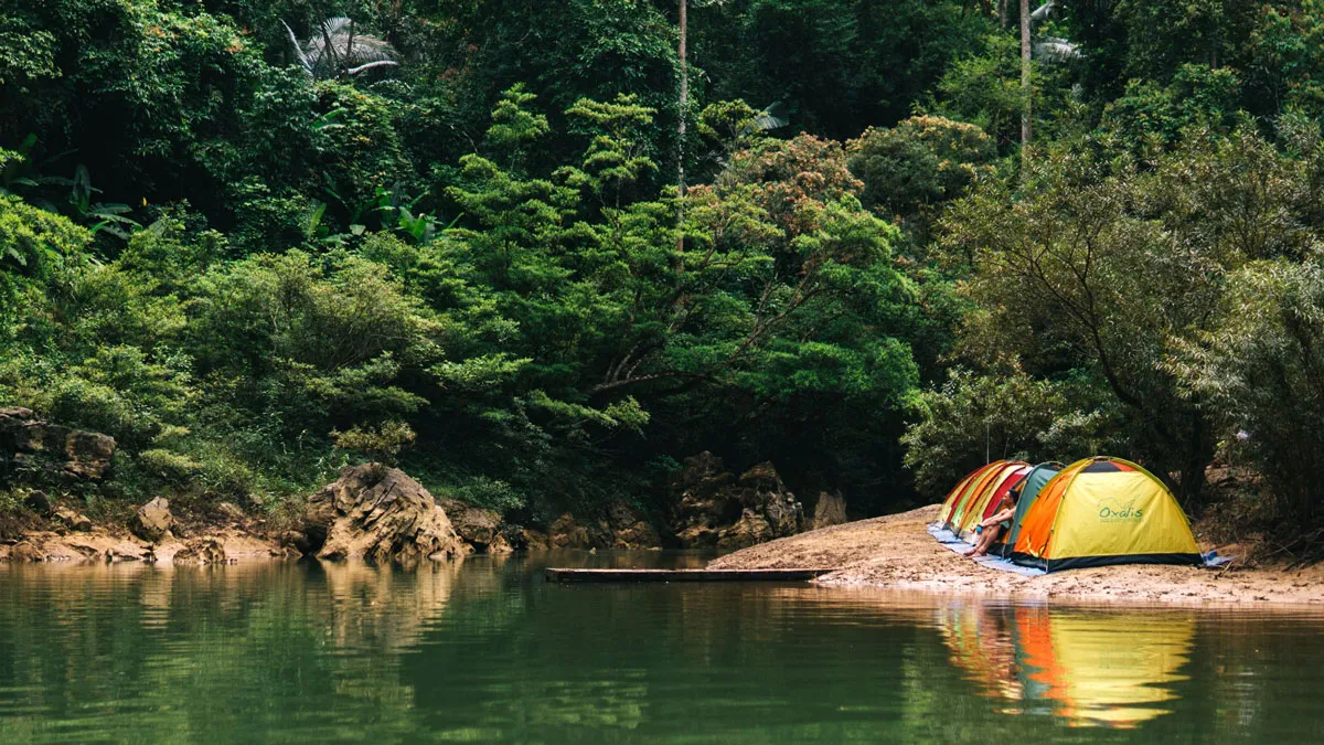 Khám phá Hang Tú Làn Quảng Bình vào mùa hè có gì thú vị