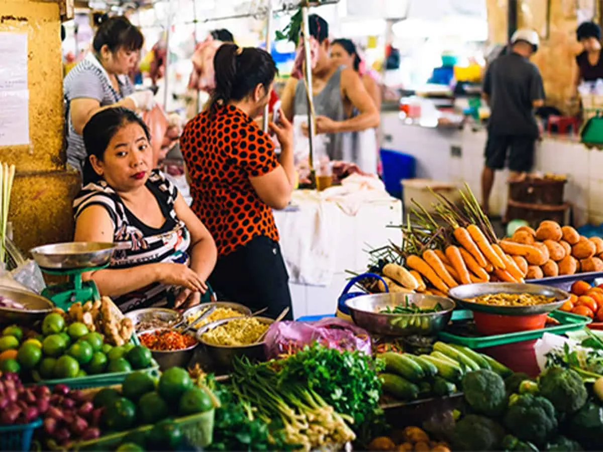 Khám phá những nét thú vị của Chợ đêm Tây Đô nổi tiếng Cần Thơ