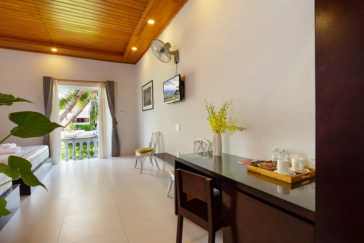 Khám phá ốc đảo La Paloma Villa & Hotel Nha Trang giữa lòng thành phố