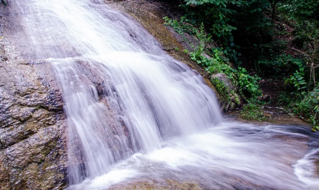 Khám phá thác Otuksa trên núi Cấm, địa điểm cực chill ít người biết đến