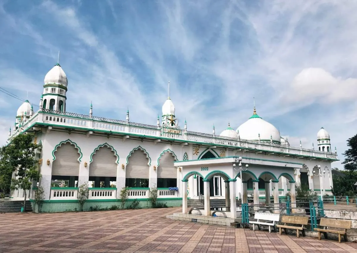 Khám phá Thánh Đường Hồi giáo JAMIUL AZHAR MOSQUE tuyệt đẹp ở An Giang