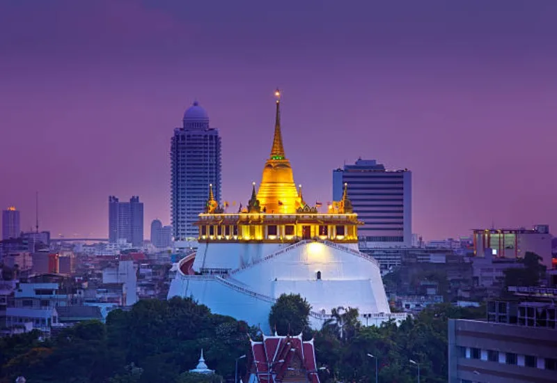 Khám phá Wat Saket: ngôi chùa linh thiêng nhất Bangkok