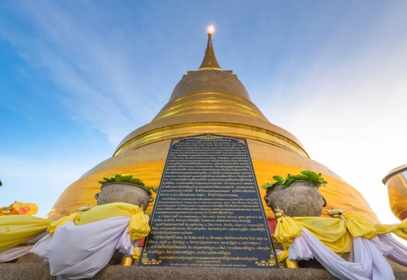 Khám phá Wat Saket: ngôi chùa linh thiêng nhất Bangkok