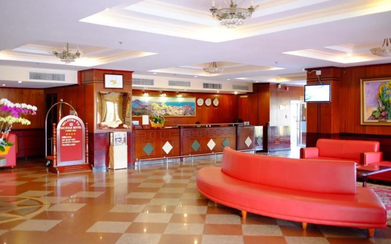 Không gian sang trọng chuẩn 4 sao của DIC Star Hotel bên bờ biển