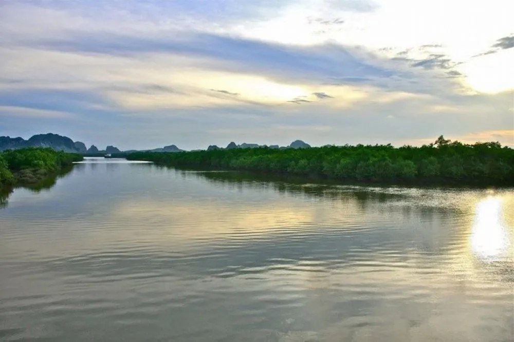 Khu di tích Tràng Kênh, trang sử vàng của vùng đất hoa phượng đỏ