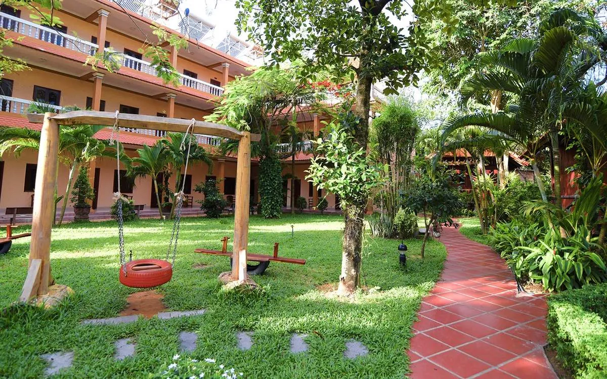 Kim Hoa Phú Quốc Resort – Khu nghỉ mát 4 sao có hồ bơi vô cực tọa lạc ngay trung tâm thành phố