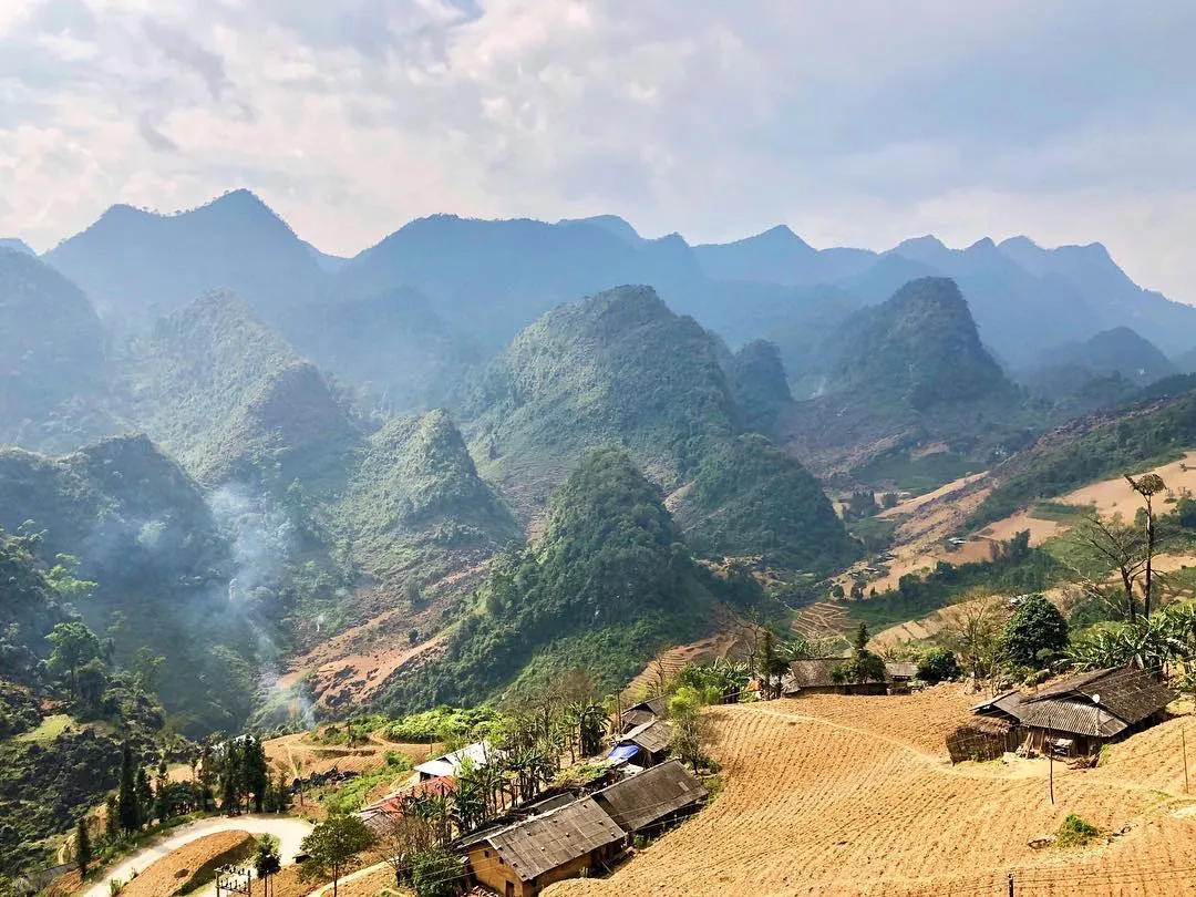 Kinh nghiệm đi du lịch Đồng Văn – Hà Giang tự túc an toàn, thú vị