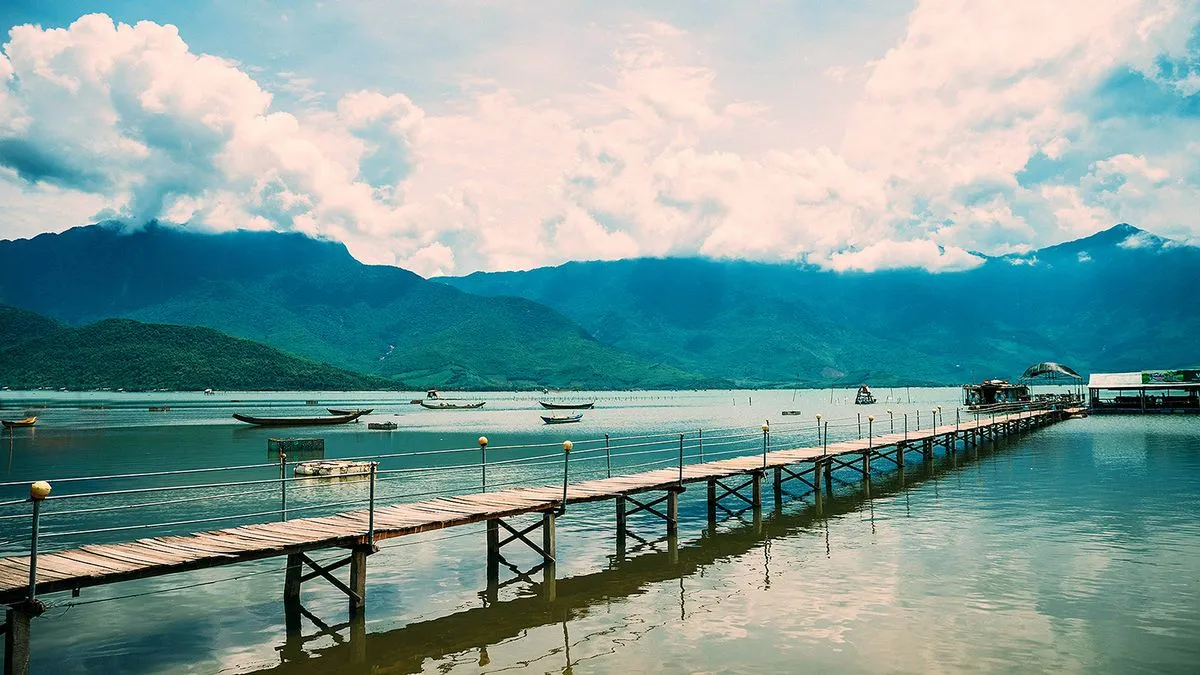 Kinh nghiệm du lịch Huế 3 ngày 2 đêm ăn gì, chơi gì?