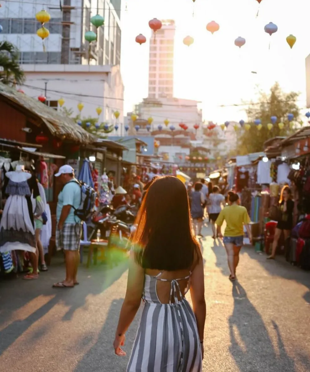 Kinh nghiệm khám phá chợ đêm Nha Trang cho du khách mới đến lần đầu