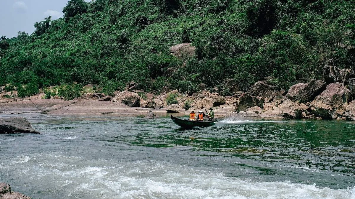 Kinh nghiệm khám phá thác Tam Lu Quảng Bình thật an toàn và thú vị