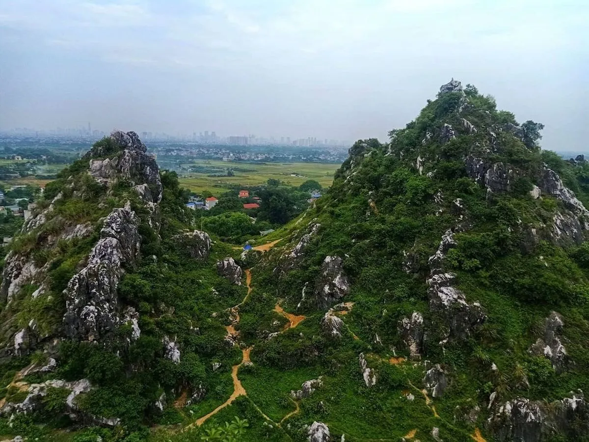 Kinh nghiệm tham quan núi Trầm Chương Mỹ ‘sát nách’ Hà Nội