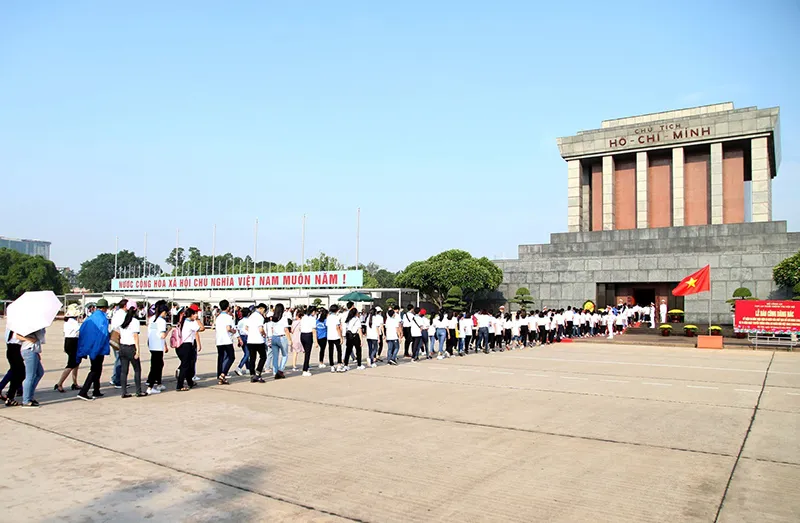 Kinh nghiệm thăm viếng Lăng Chủ tịch Hồ Chí Minh