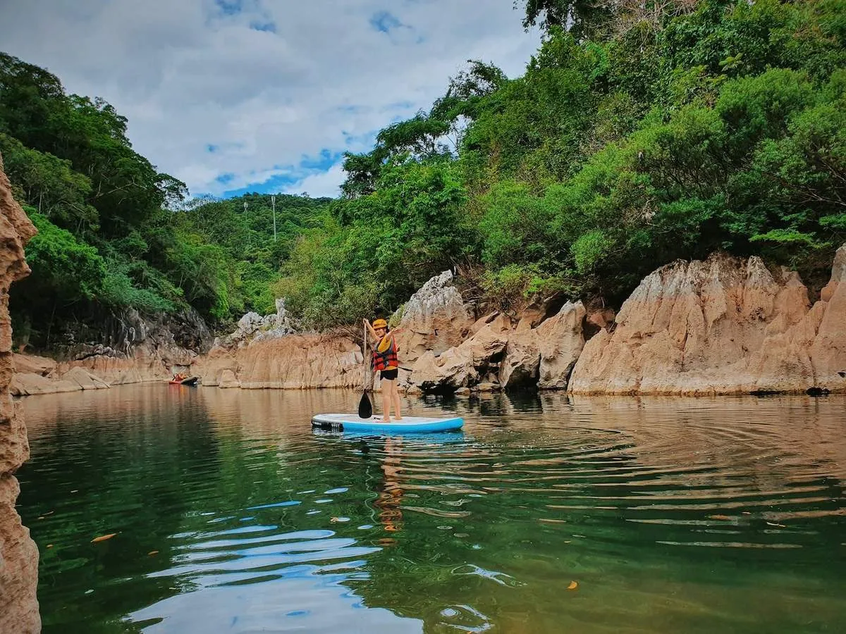 Kinh nghiệm trekking hang Giếng Voọc Quảng Bình chỉ 1 ngày