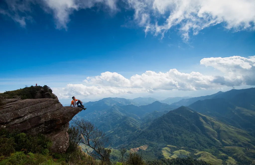 Kinh nghiệm trekking Pha Luông 2N1Đ chi tiết, an toàn