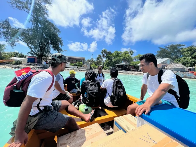 Kiribati hoang sơ bên bờ biển Thái Bình Dương