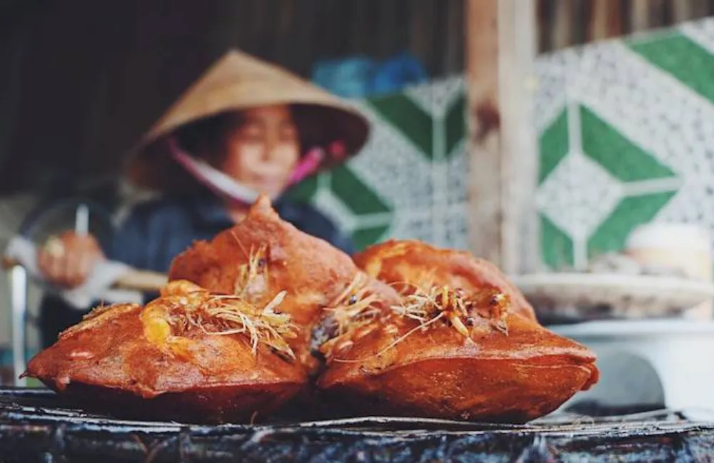 Lạ lùng món Bánh vá, bánh giá Gò Công khiến nhiều người nhớ thương