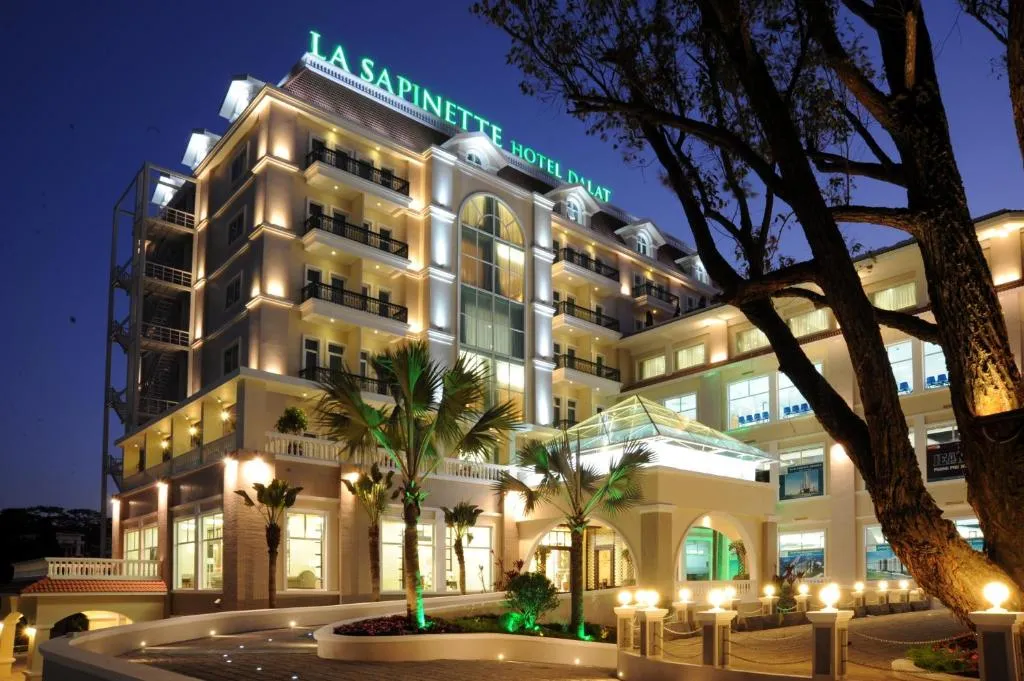 La Sapinette Hotel đem lại kỳ nghỉ hoàn hảo ở thành phố ngàn hoa