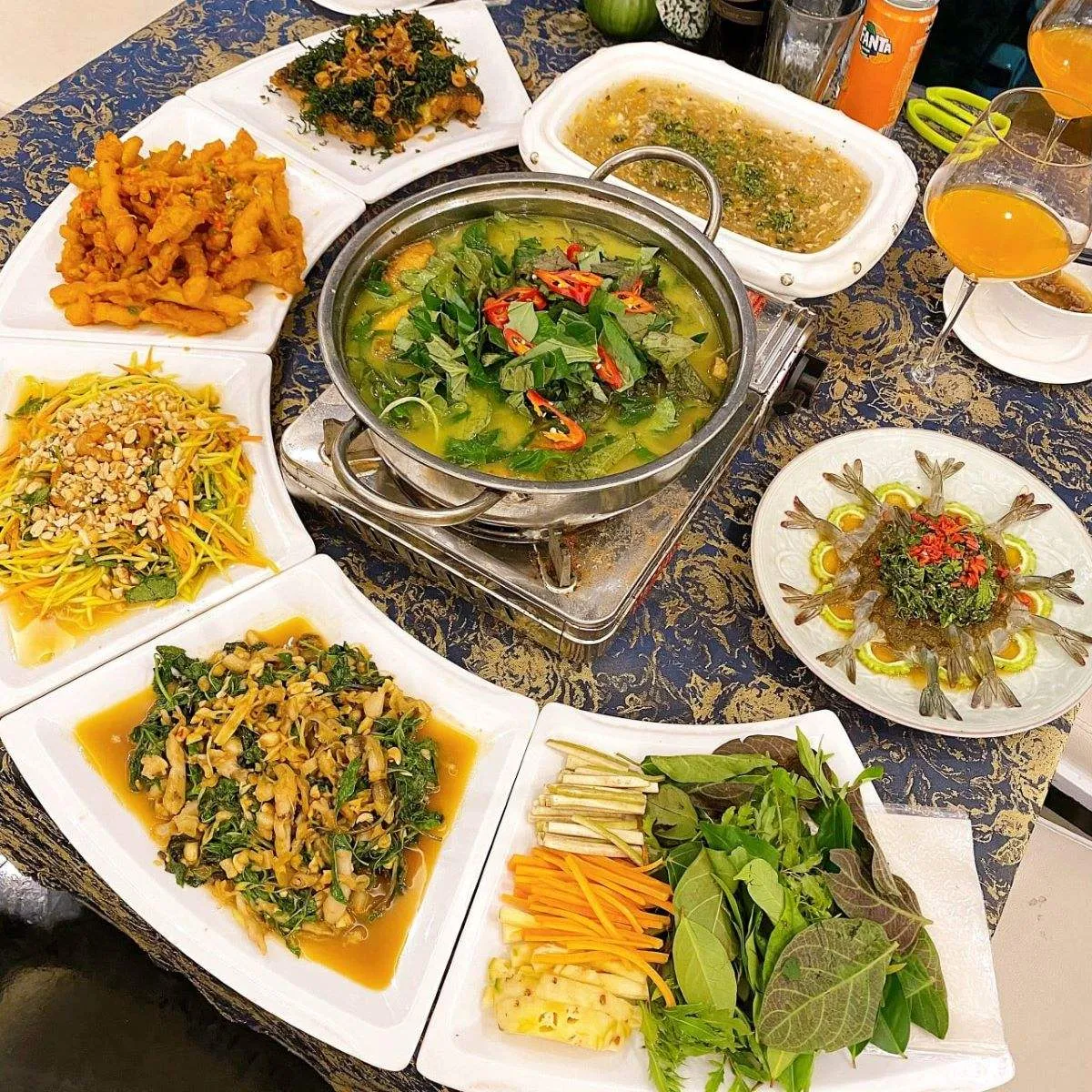 Lạc lối tại thiên đường hải sản Ngư Trường Buffet Hải Sản Hải Phòng