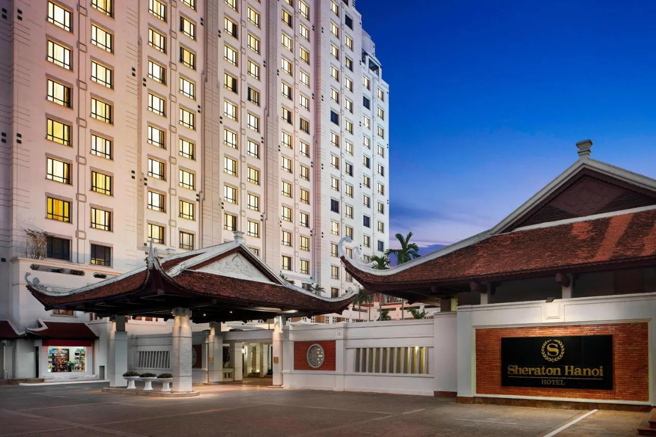 Lạc lối trong thiên đường Sheraton Hanoi Hotel bên cạnh bờ hồ Tây