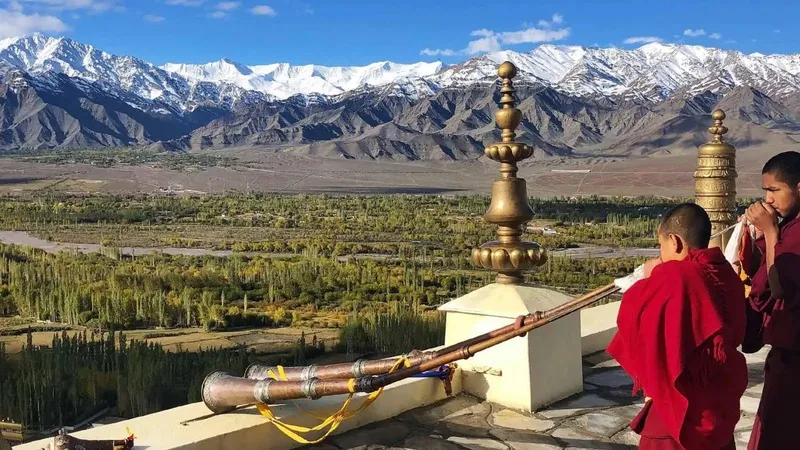 Ladakh vùng đất của những ngọn núi cao và thiên nhiên Ấn Độ hoang sơ