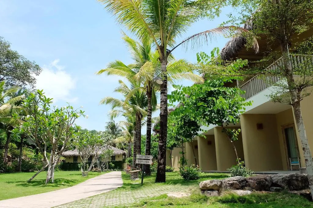 Lahana Resort Phú Quốc – Khu nghỉ mát 4 sao nằm giữa trung tâm thị trấn Dương Đông