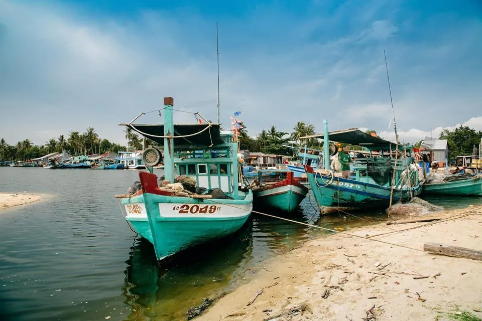 Làng chài Rạch Vẹm – Đẹp ngoạn mục làng chài cổ hơn trăm tuổi ở Phú Quốc