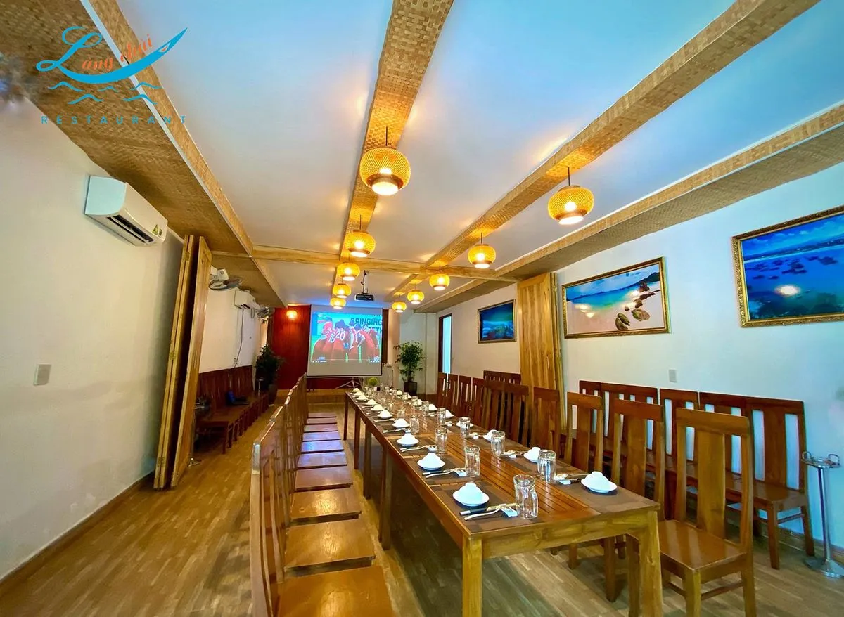 Lang Chai Restaurant – Ivory Hotel Phú Yên hoang sơ và hùng vĩ