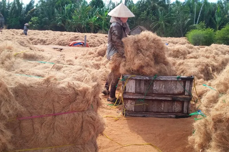 Làng nghề chỉ xơ dừa An Thạnh Bến Tre nổi tiếng gần xa