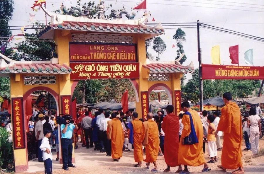 Lăng Ông Tiền quân Thống chế Điều bát, khu di tích nổi tiếng ở Vĩnh Long