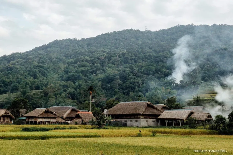 Làng quê Hà Giang yên bình vào mỗi buổi chiều trên cao nguyên đá