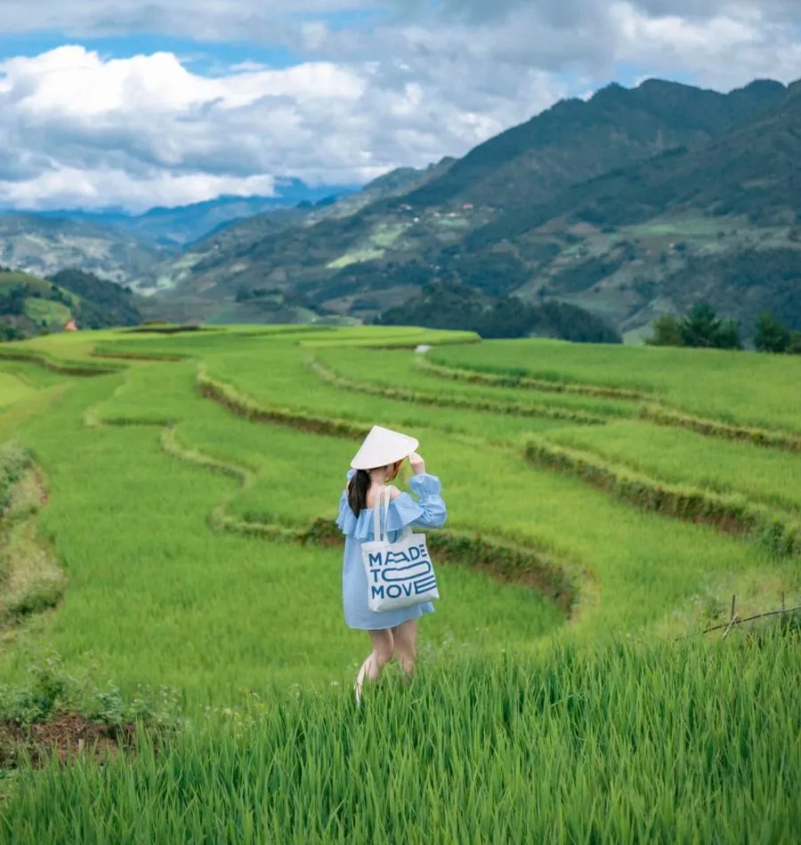 Lang thang Mù Cang Chải khám phá bức tranh Tây Bắc đẹp ngẩn ngơ