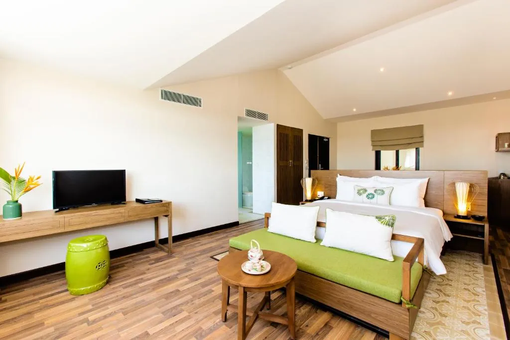 Lasenta Boutique Hotel Hoian – Tòa lâu đài nguy nga nằm giữa cánh đồng lúa chín