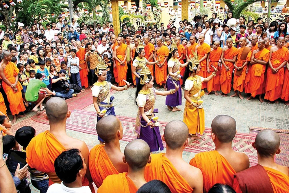 Lễ Cholchonam Thomay và những tập tục đặc sắc của người Khmer