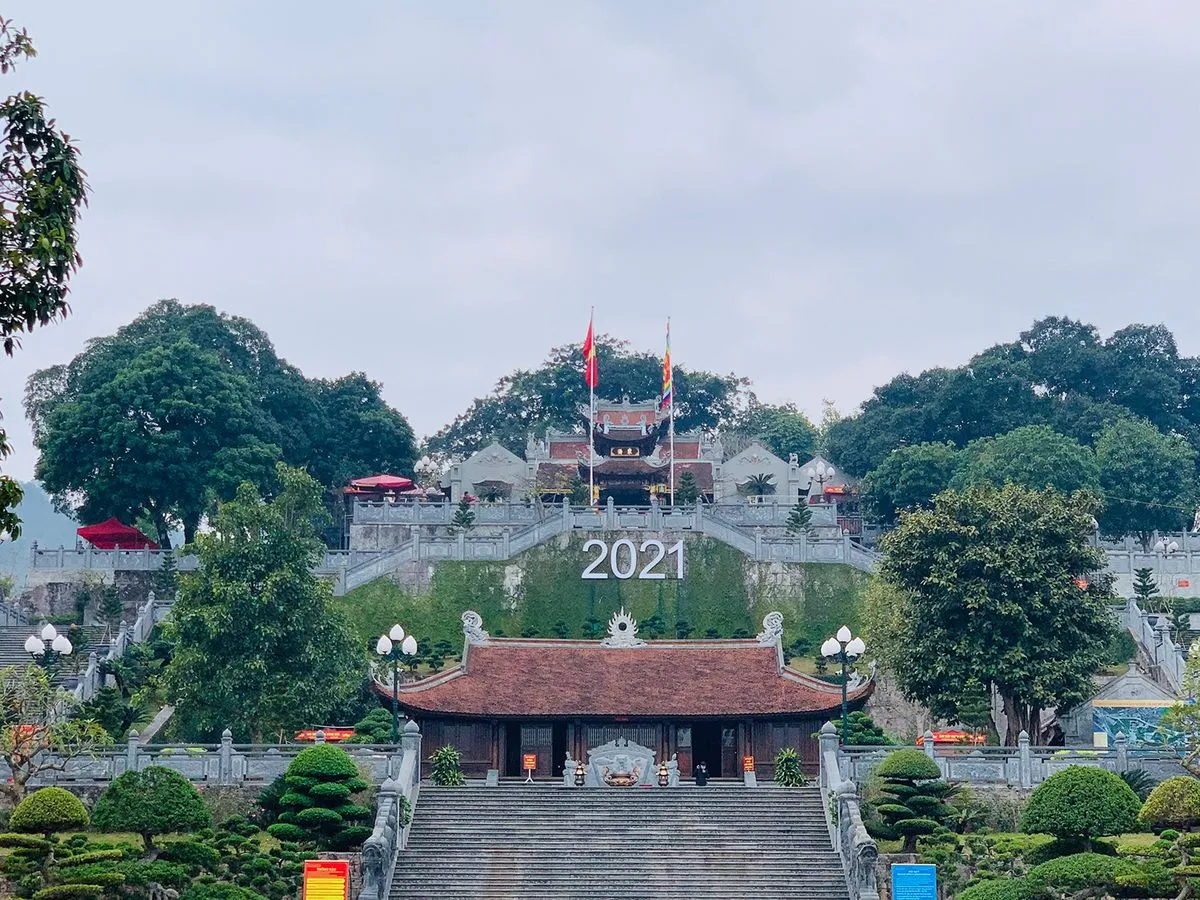 Lễ hội đền Cửa Ông – Lễ hội tưng bừng bậc nhất tỉnh Quảng Ninh