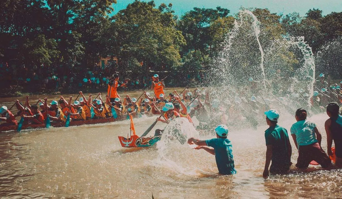 Lễ hội đua thuyền Phú Quốc – Lễ hội truyền thống nổi tiếng của cư dân huyện đảo