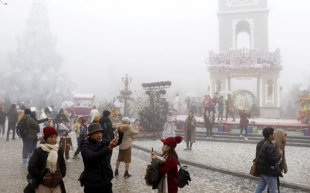 Lễ hội mùa đông – Chiêm ngưỡng vẻ đẹp tinh khiết và giá lạnh của mùa tuyết Sapa