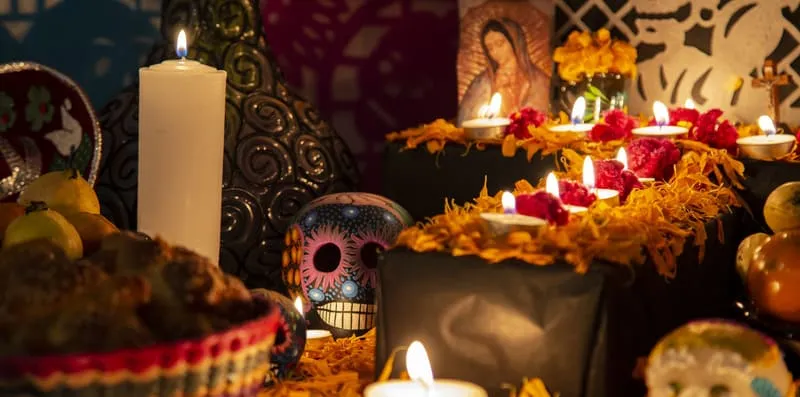 Lễ hội Người chết (Día de Muertos) bước ra từ bộ phim điện ảnh Coco