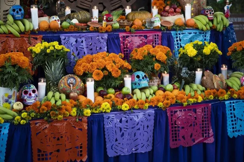 Lễ hội Người chết (Día de Muertos) bước ra từ bộ phim điện ảnh Coco